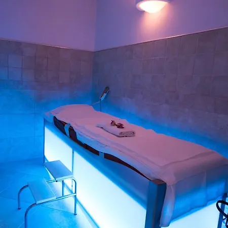 *** & Bleues Marlioz Otel 3*